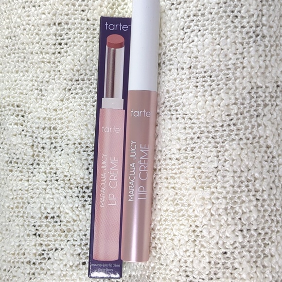 tarte maracuja juicy lip crème in Mauve, 2g/0.07oz - Picture 8 of 11